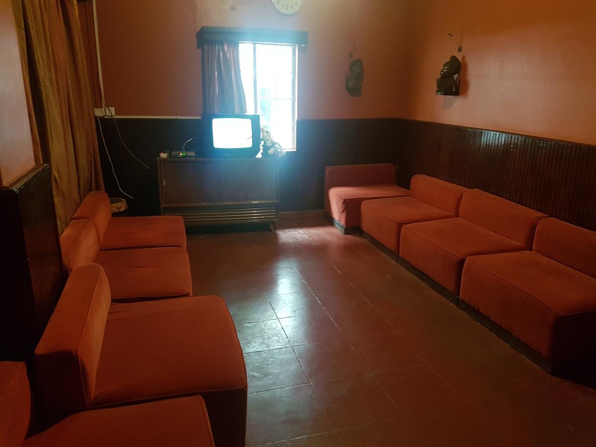 Kenya Continental Hotel Найроби Екстериор снимка