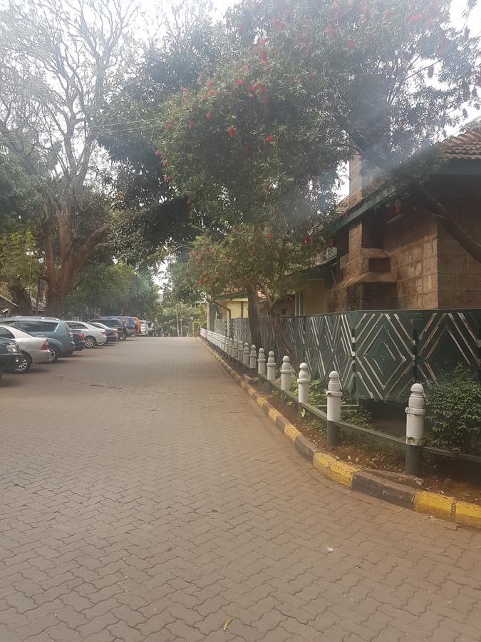 Kenya Continental Hotel Найроби Екстериор снимка