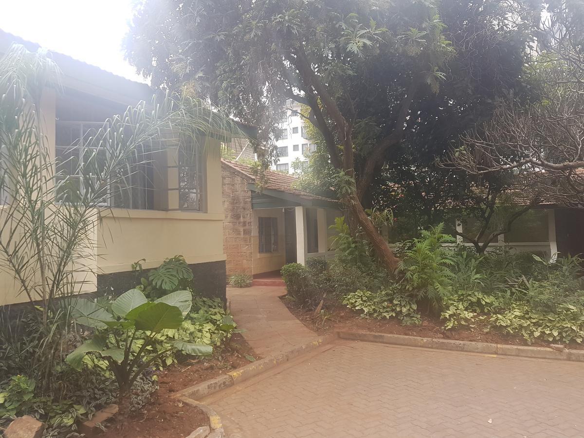 Kenya Continental Hotel Найроби Екстериор снимка